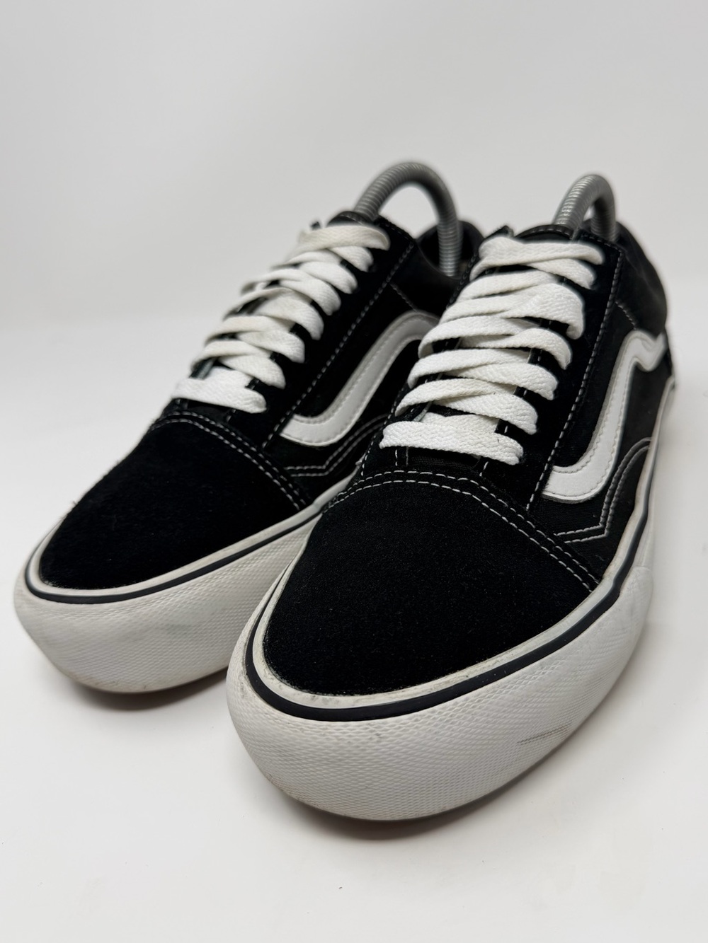 Vans Classic Old Skool Black & White Men's platform Skate Shoes Sz. 6.5